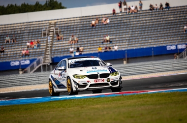 Marlon Birdsall Races at Jack’s Racing Day Sporting Wittenborg Logo 